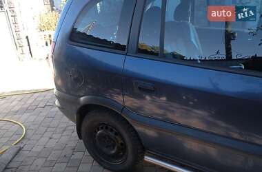 Минивэн Opel Zafira 2002 в  фото 4 Минивэн Opel Zafira 2002 в