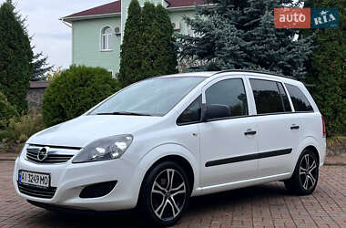 Мінівен Opel Zafira 2009 в  Мінівен Opel Zafira 2009 в