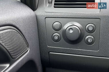 Мінівен Opel Zafira 2009 в  фото 19 Мінівен Opel Zafira 2009 в