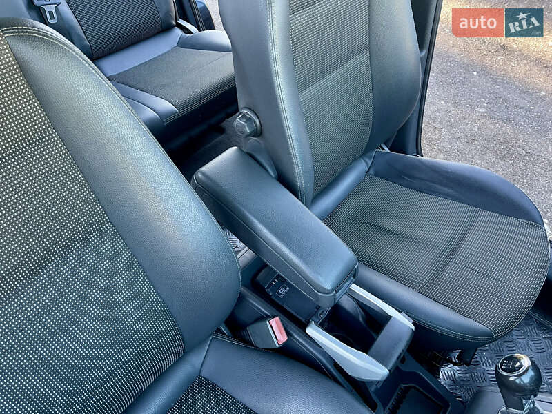 Минивэн Opel Zafira 2010 в Трускавце фото 40 Минивэн Opel Zafira 2010 в Трускавце