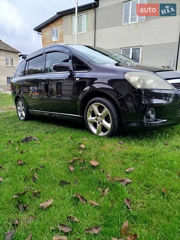 Минивэн Opel Zafira 2009 в Львове