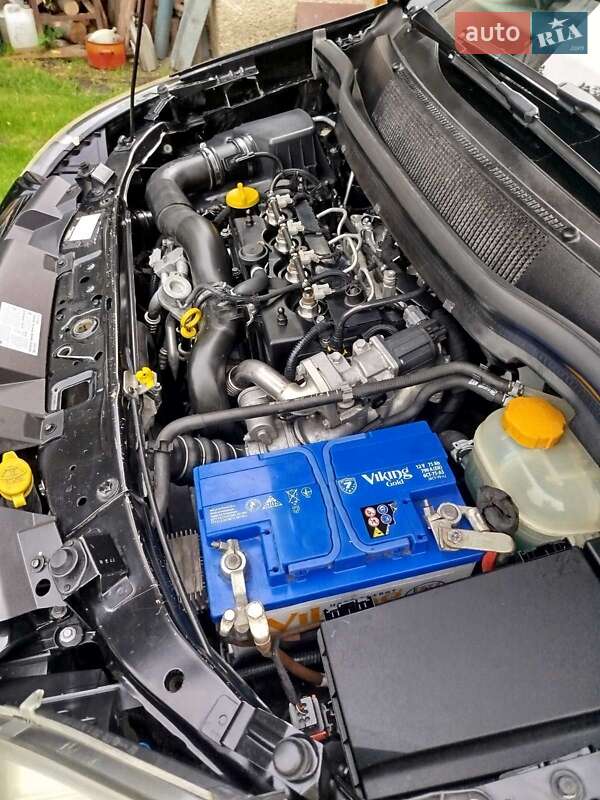 Минивэн Opel Zafira 2009 в Львове