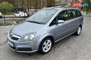 Мінівен Opel Zafira 2005 в Миргороді