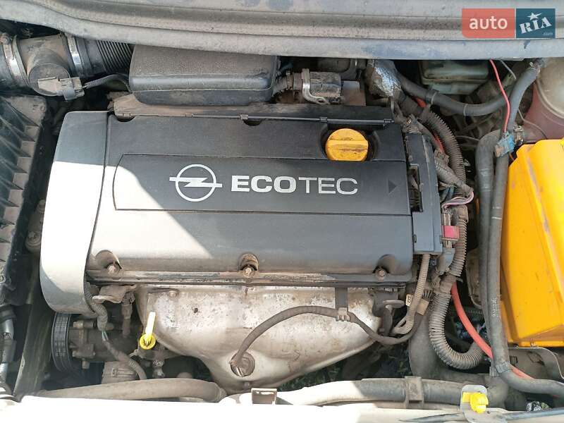 Мінівен Opel Zafira 2005 в Ніжині