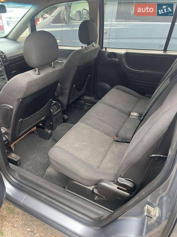 Минивэн Opel Zafira 2003 в Харькове фото 10 Минивэн Opel Zafira 2003 в Харькове