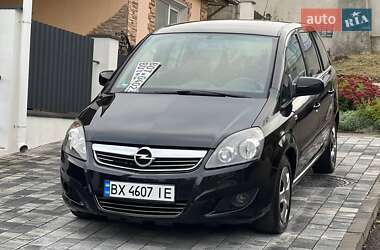 Минивэн Opel Zafira 2011 в 