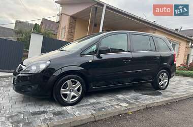 Минивэн Opel Zafira 2011 в 