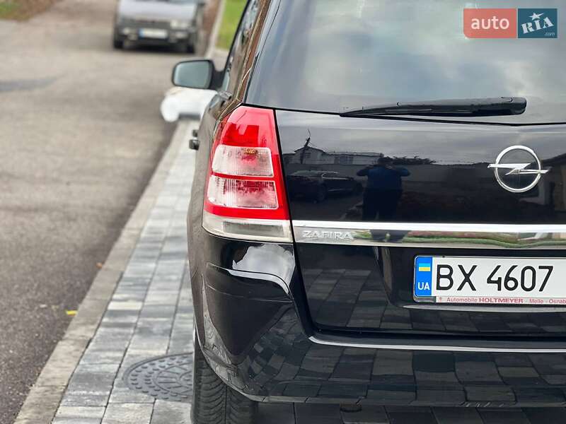 Мінівен Opel Zafira 2011 в Хмельницькому