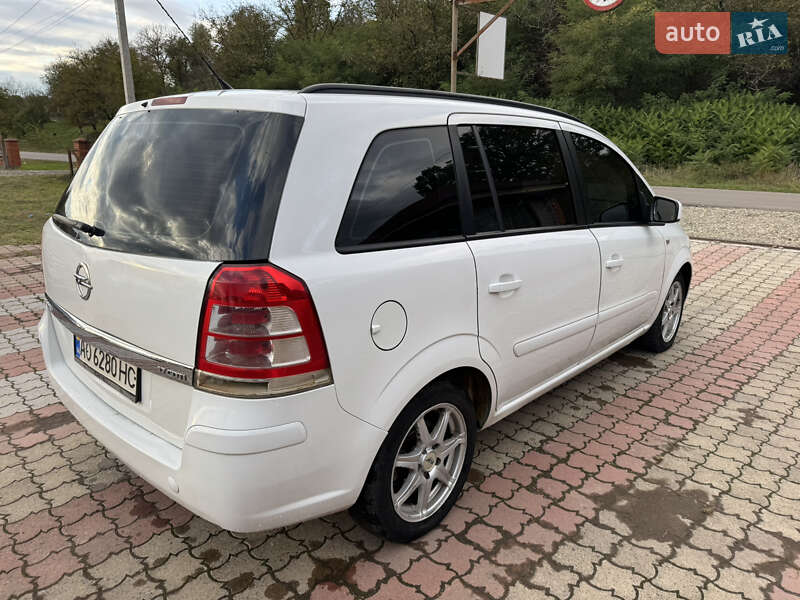 Минивэн Opel Zafira 2014 в Тересве фото 6 Минивэн Opel Zafira 2014 в Тересве