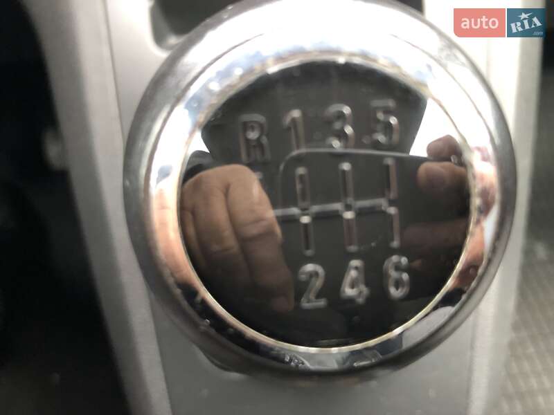 Минивэн Opel Zafira 2010 в Черновцах