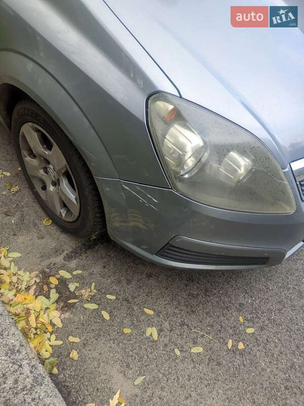 Минивэн Opel Zafira 2005 в Киеве фото 3 Минивэн Opel Zafira 2005 в Киеве