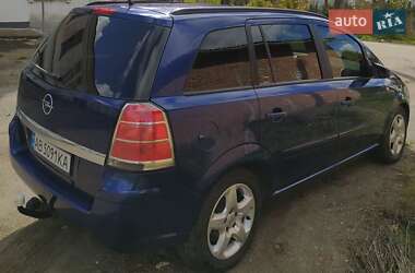 Минивэн Opel Zafira 2007 в 