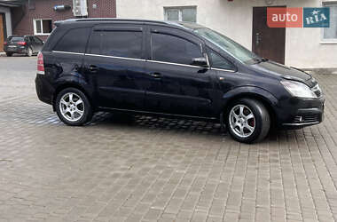Минивэн Opel Zafira 2005 в  фото 48 Минивэн Opel Zafira 2005 в