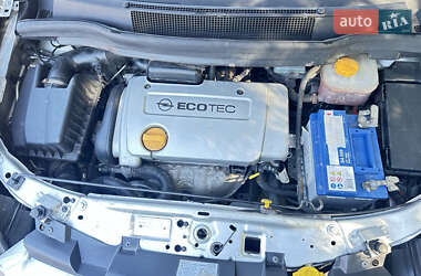 Минивэн Opel Zafira 2007 в 