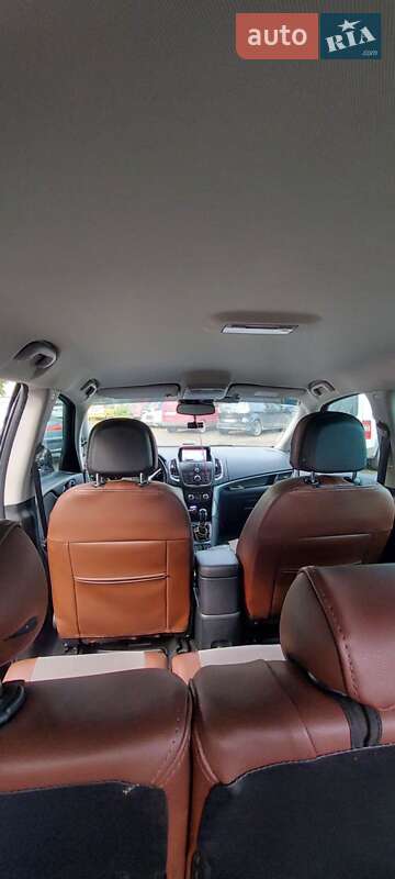 Минивэн Opel Zafira 2014 в Ивано-Франковске