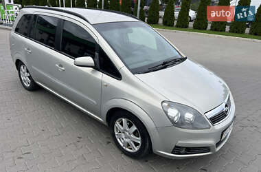 Минивэн Opel Zafira 2006 в 