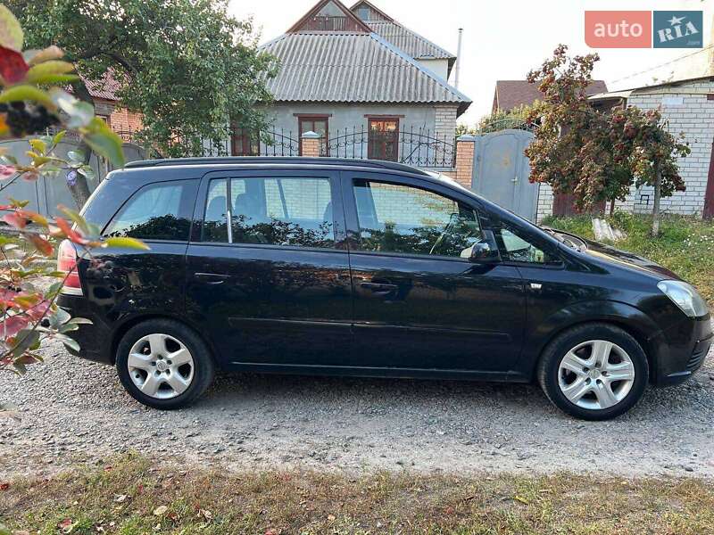 Минивэн Opel Zafira 2006 в Харькове