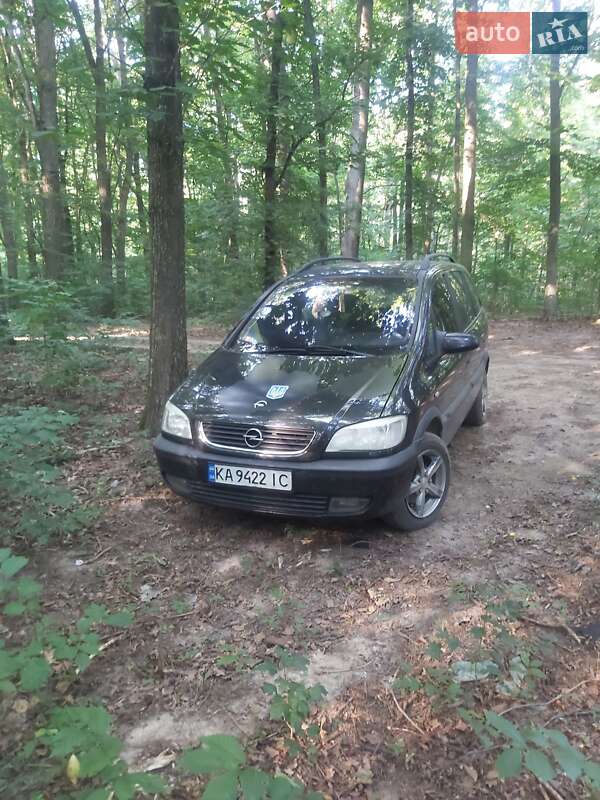Opel Zafira 2002