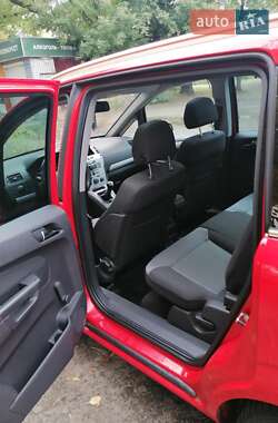 Минивэн Opel Zafira 2009 в 
