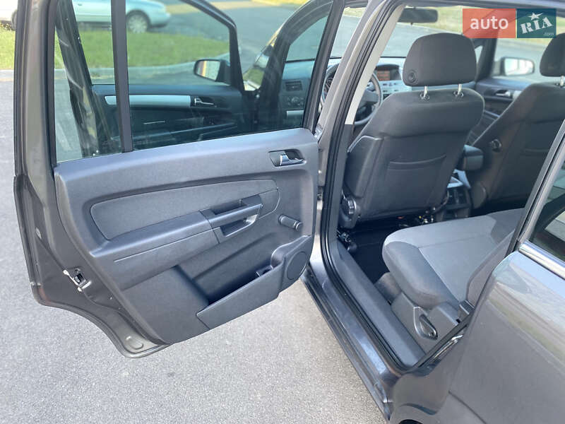 Мінівен Opel Zafira 2009 в Вінниці