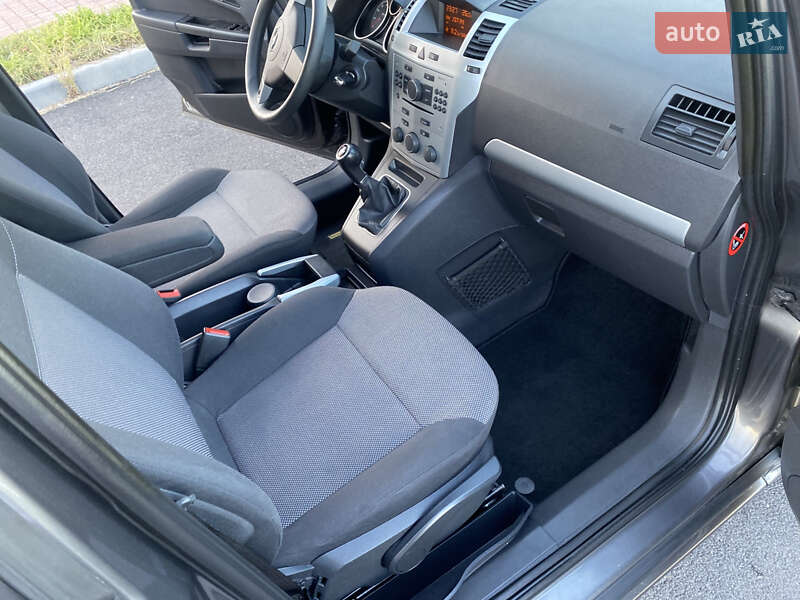 Мінівен Opel Zafira 2009 в Вінниці