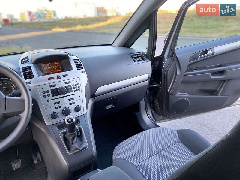 Мінівен Opel Zafira 2009 в Вінниці