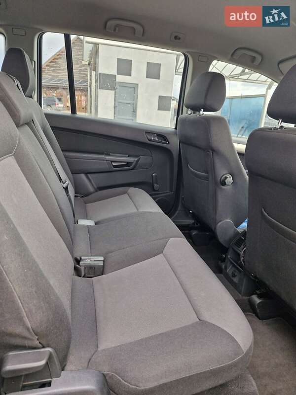Минивэн Opel Zafira 2008 в Ровно фото 2 Минивэн Opel Zafira 2008 в Ровно