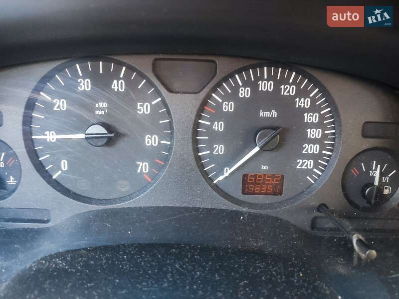 Мінівен Opel Zafira 2003 в Дніпрі
