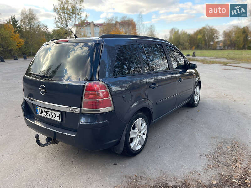 Минивэн Opel Zafira 2006 в Звягеле