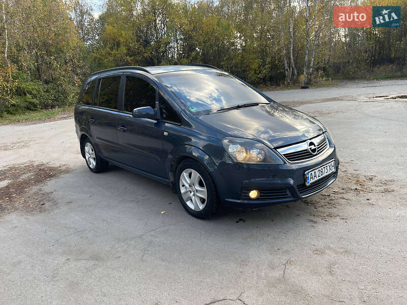 Минивэн Opel Zafira 2006 в Звягеле