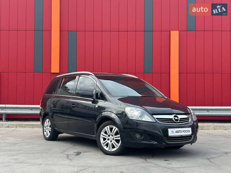 Opel Zafira 2012
