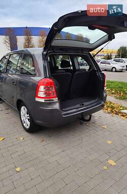 Мінівен Opel Zafira 2009 в 