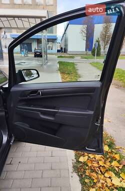Мінівен Opel Zafira 2009 в 