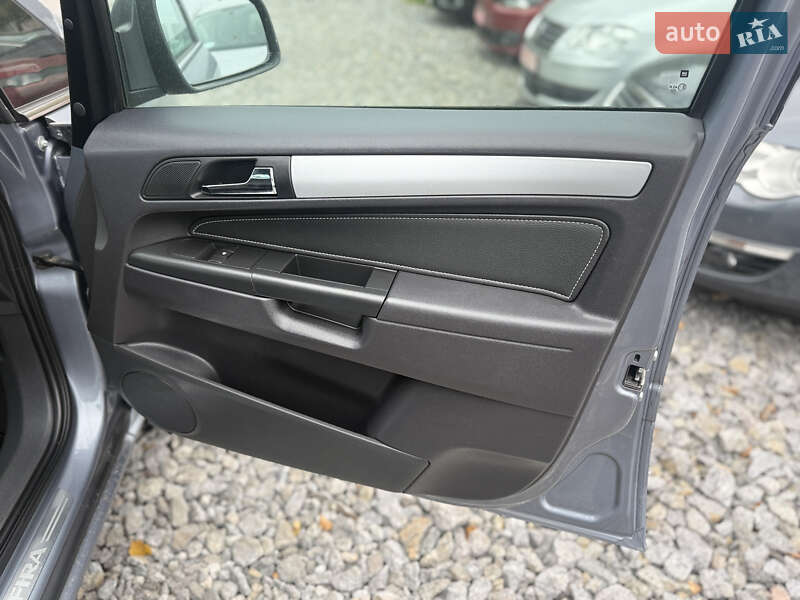 Минивэн Opel Zafira 2011 в Виннице фото 20 Минивэн Opel Zafira 2011 в Виннице