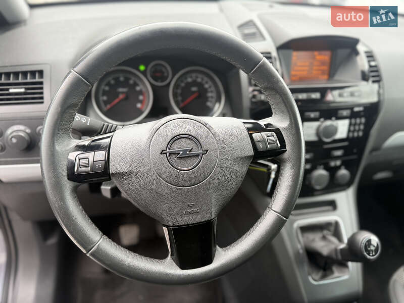 Минивэн Opel Zafira 2011 в Виннице фото 23 Минивэн Opel Zafira 2011 в Виннице