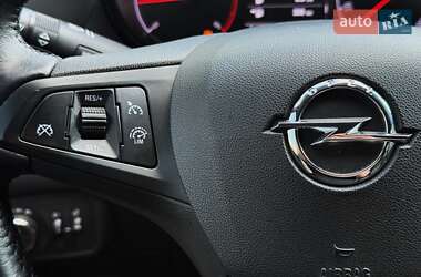 Минивэн Opel Zafira 2018 в 
