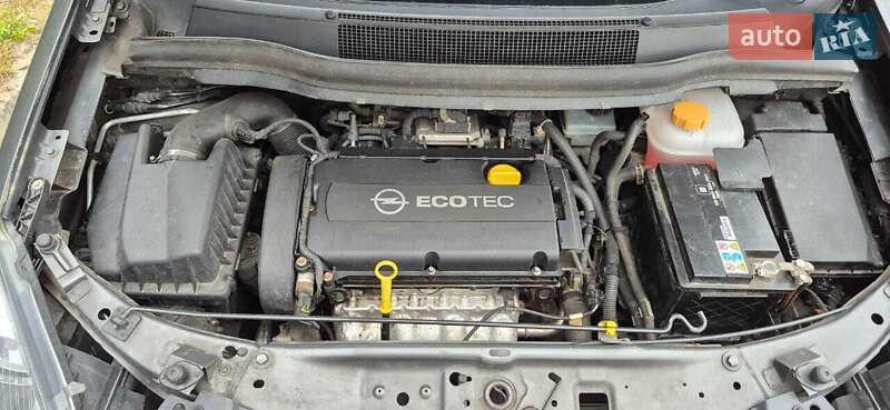 Минивэн Opel Zafira 2011 в Вараше фото 20 Минивэн Opel Zafira 2011 в Вараше