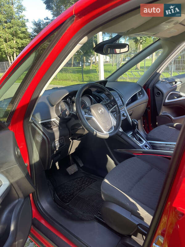 Мінівен Opel Zafira 2014 в Львові