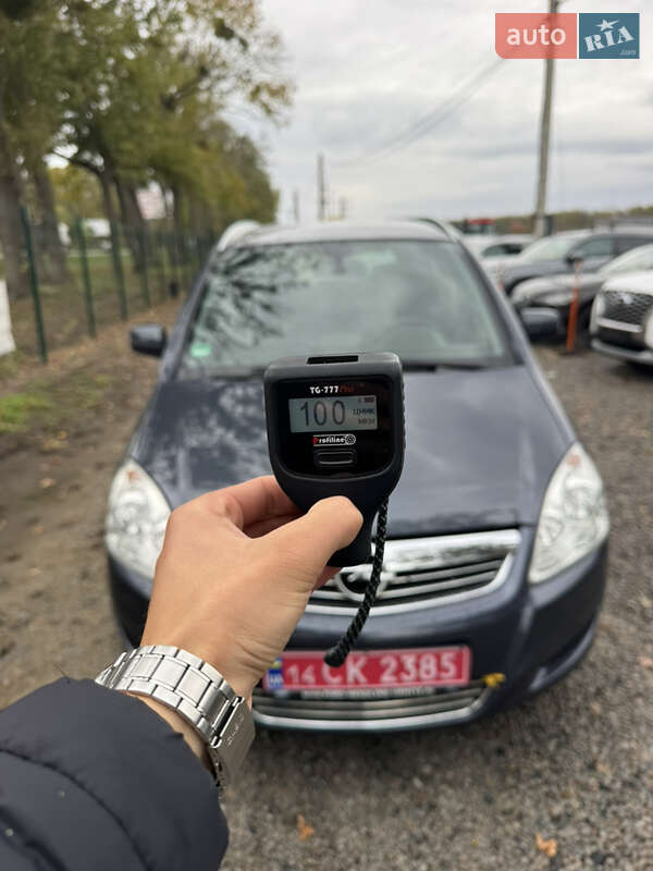 Минивэн Opel Zafira 2009 в Умани