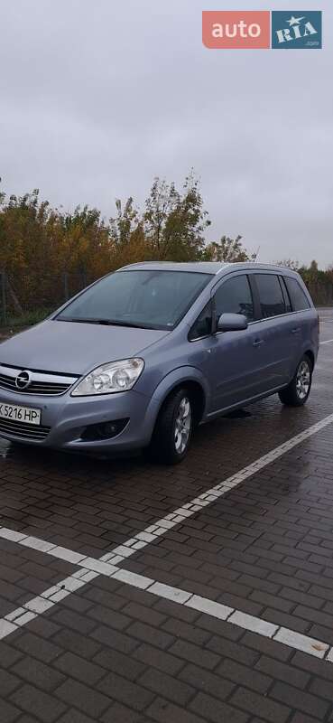 Минивэн Opel Zafira 2011 в Дубно фото 12 Минивэн Opel Zafira 2011 в Дубно