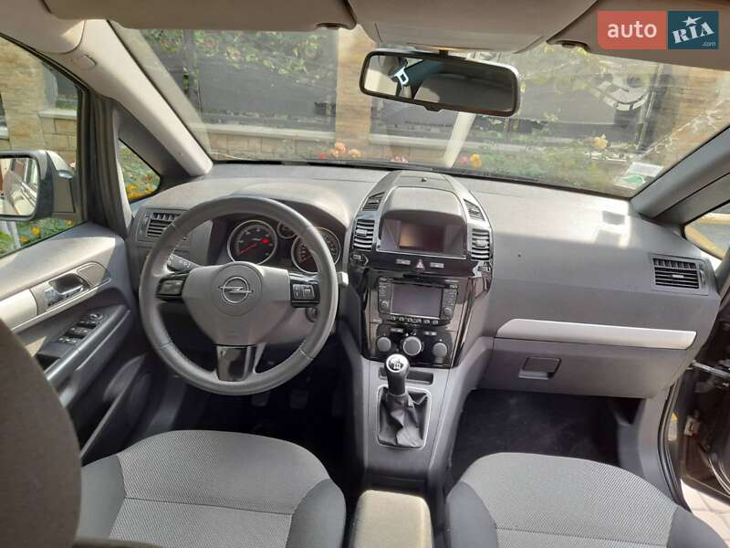 Минивэн Opel Zafira 2012 в Тернополе фото 6 Минивэн Opel Zafira 2012 в Тернополе
