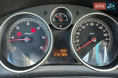 Мінівен Opel Zafira 2011 в  фото 8 Мінівен Opel Zafira 2011 в