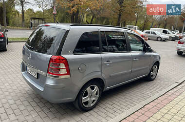 Минивэн Opel Zafira 2008 в 