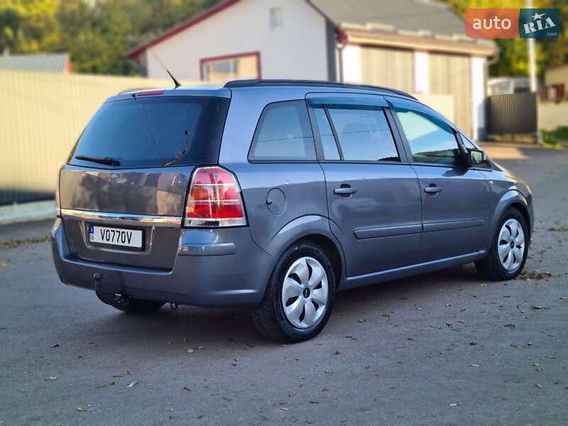 Мінівен Opel Zafira 2006 в Житомирі