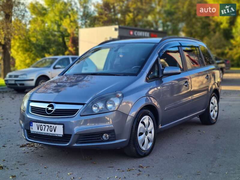 Мінівен Opel Zafira 2006 в Житомирі