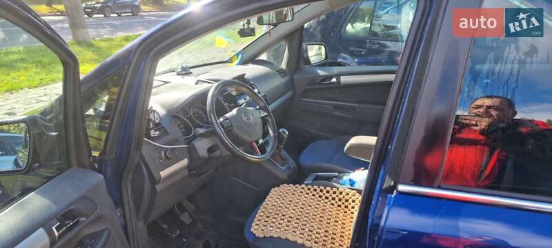 Минивэн Opel Zafira 2010 в Хмельницком фото 6 Минивэн Opel Zafira 2010 в Хмельницком