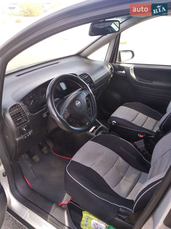 Opel Zafira 2002 Opel Zafira 2002