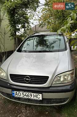 Минивэн Opel Zafira 1999 в 