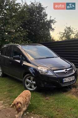 Мінівен Opel Zafira 2013 в Нововолинську