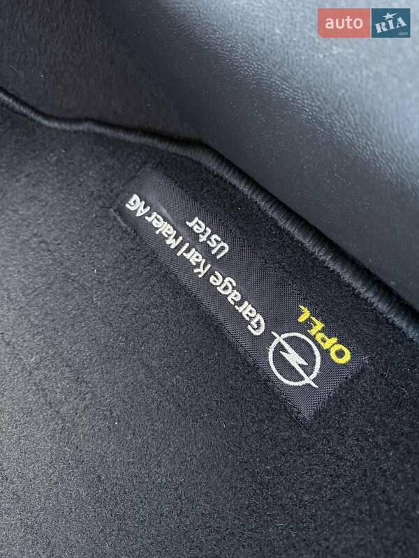 Минивэн Opel Zafira 2010 в Дрогобыче